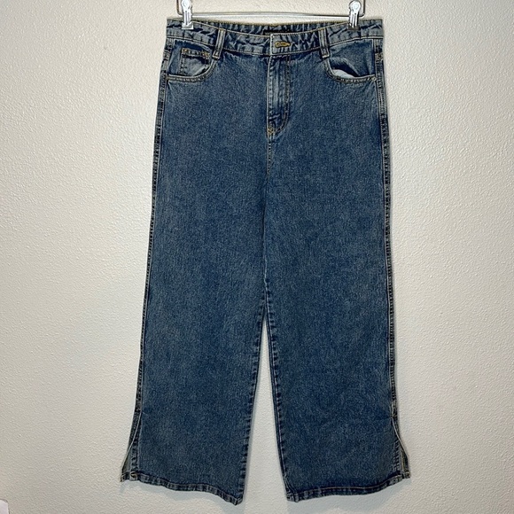 Boohoo Petite Vintage Wash Split Hem Wide Leg Jeans size 8 - Picture 2 of 8
